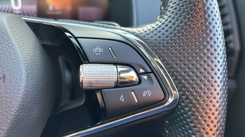 Skoda Karoq 1.5 TSI Sportline 5dr DSG Petrol Estate